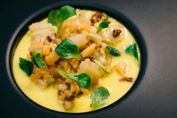 Ottimizzare la Gestione delle Risorse Umane: Il Ruolo Rivoluzionario dell'Intelligenza Artificiale nell'Aumentare l'Efficienza Aziendale