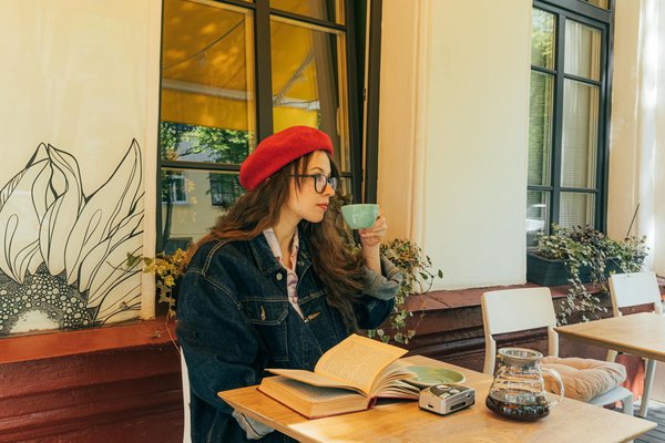 Come Trasformare il Tuo Piccolo Appartamento in un Paradiso Sicuro e Divertente per Gatti